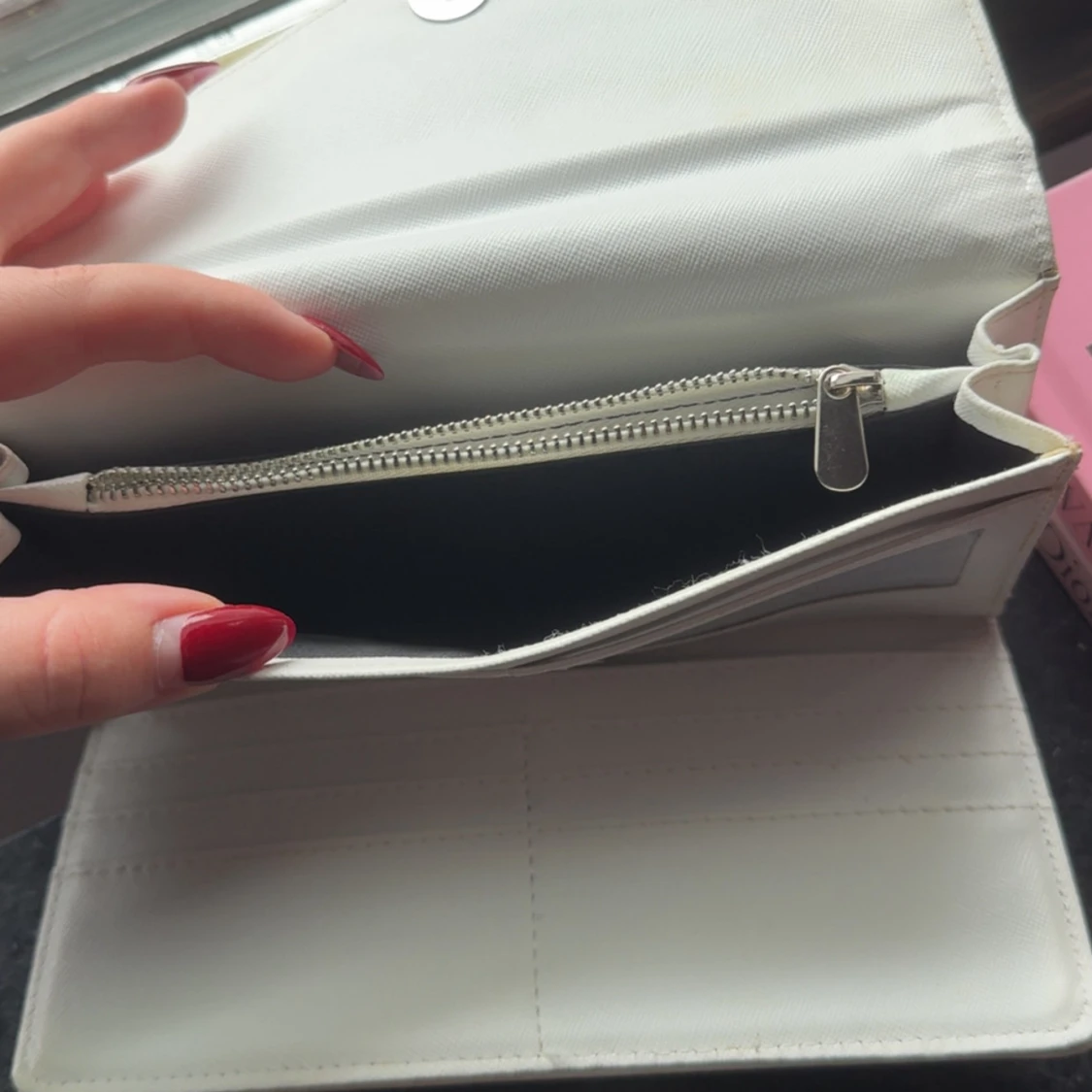 Vit plånbok ”Karl Lagerfeld” - 4