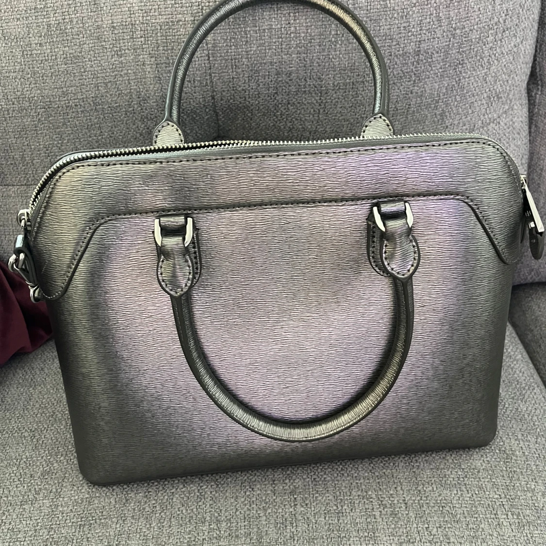 Silverfärgad handväska från Ralph Lauren - 1