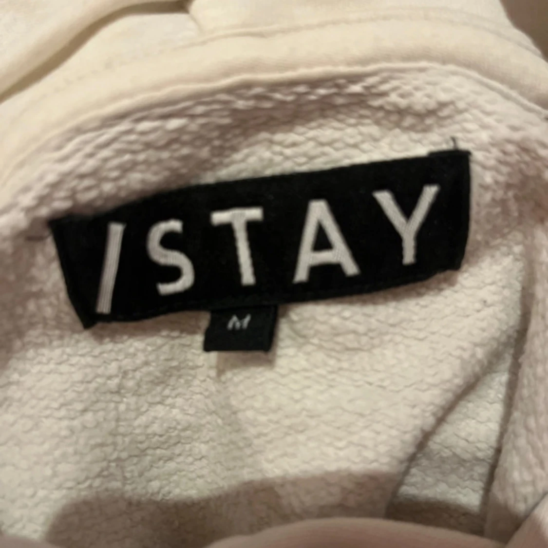Vit hoodie från I STAY med huva - 2