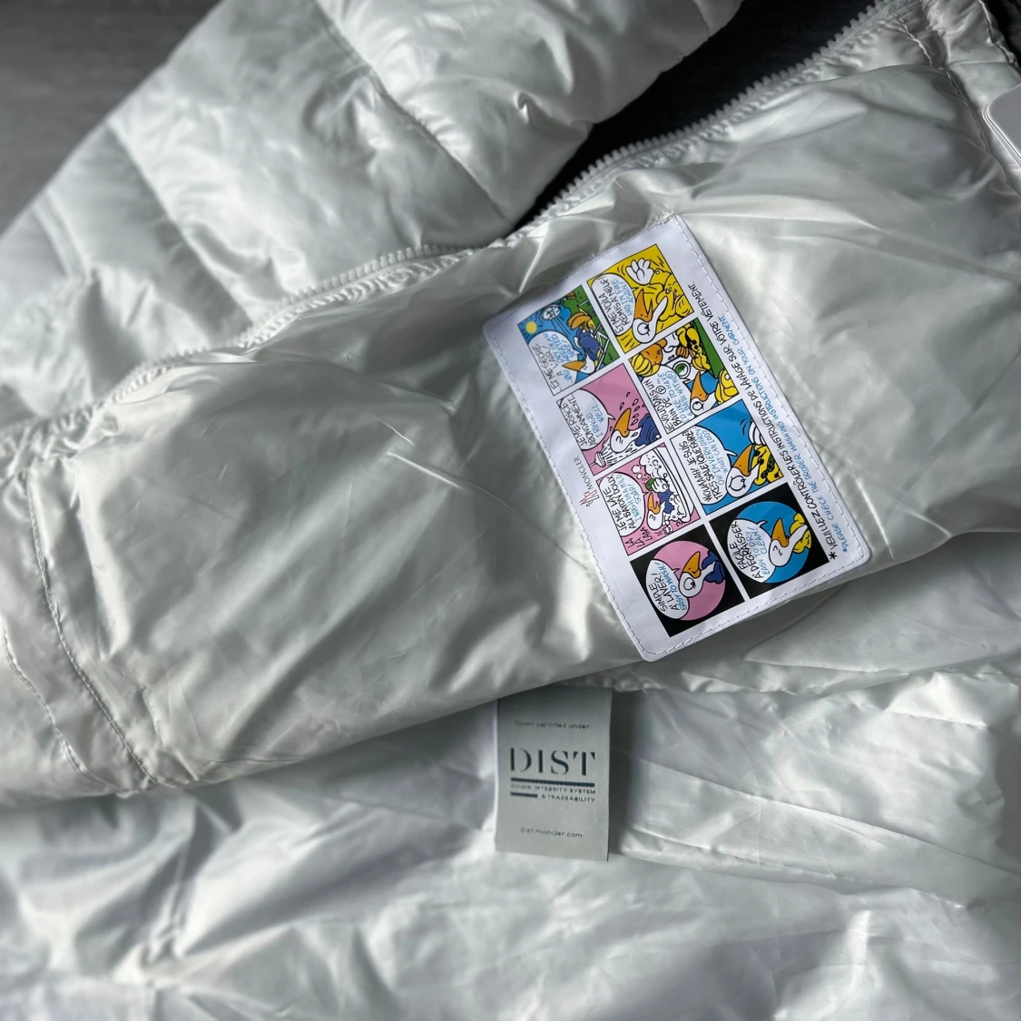 Vit Moncler pufferjacka med huva - 4