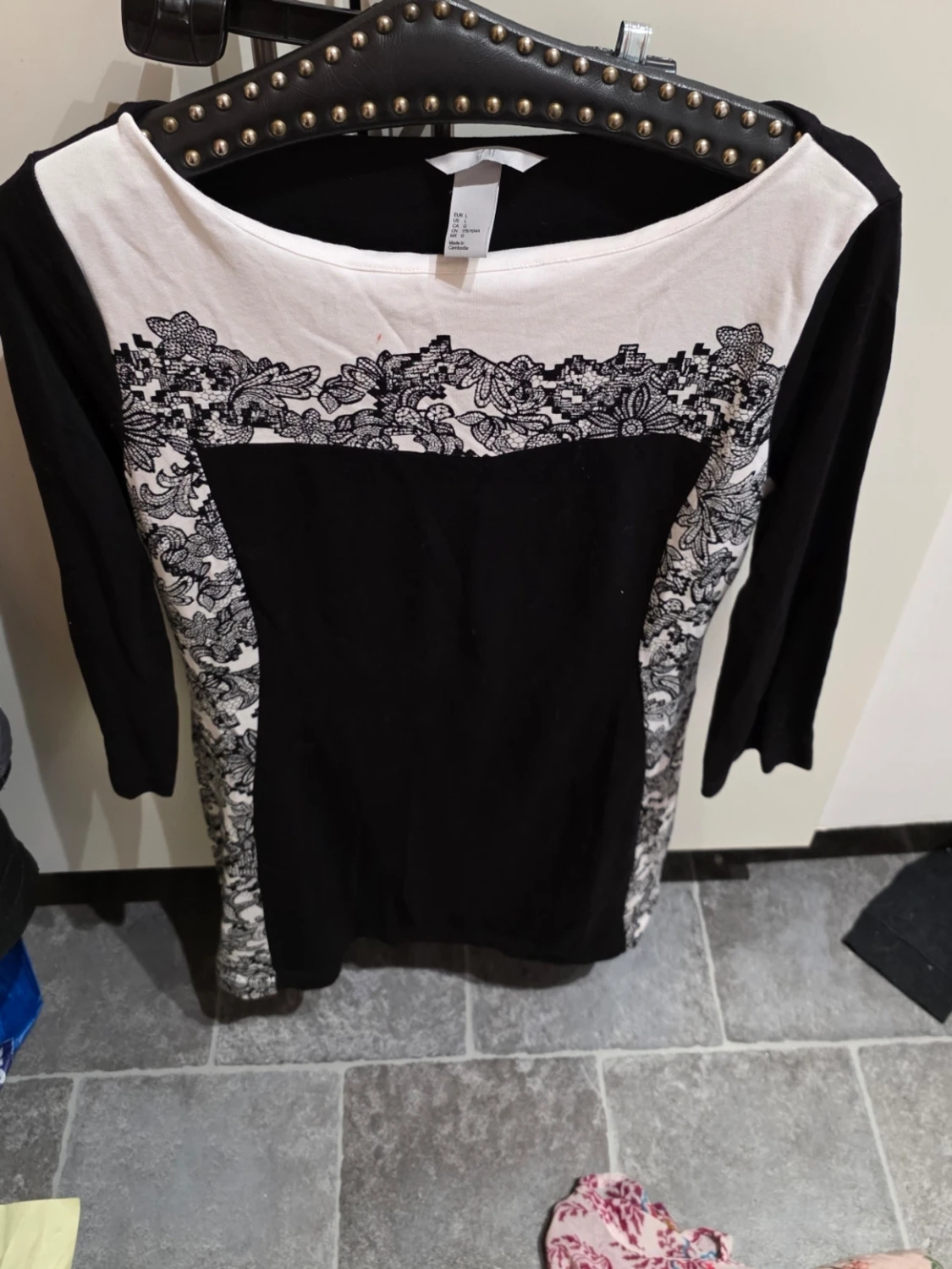 Svart och vit klänning från H&M