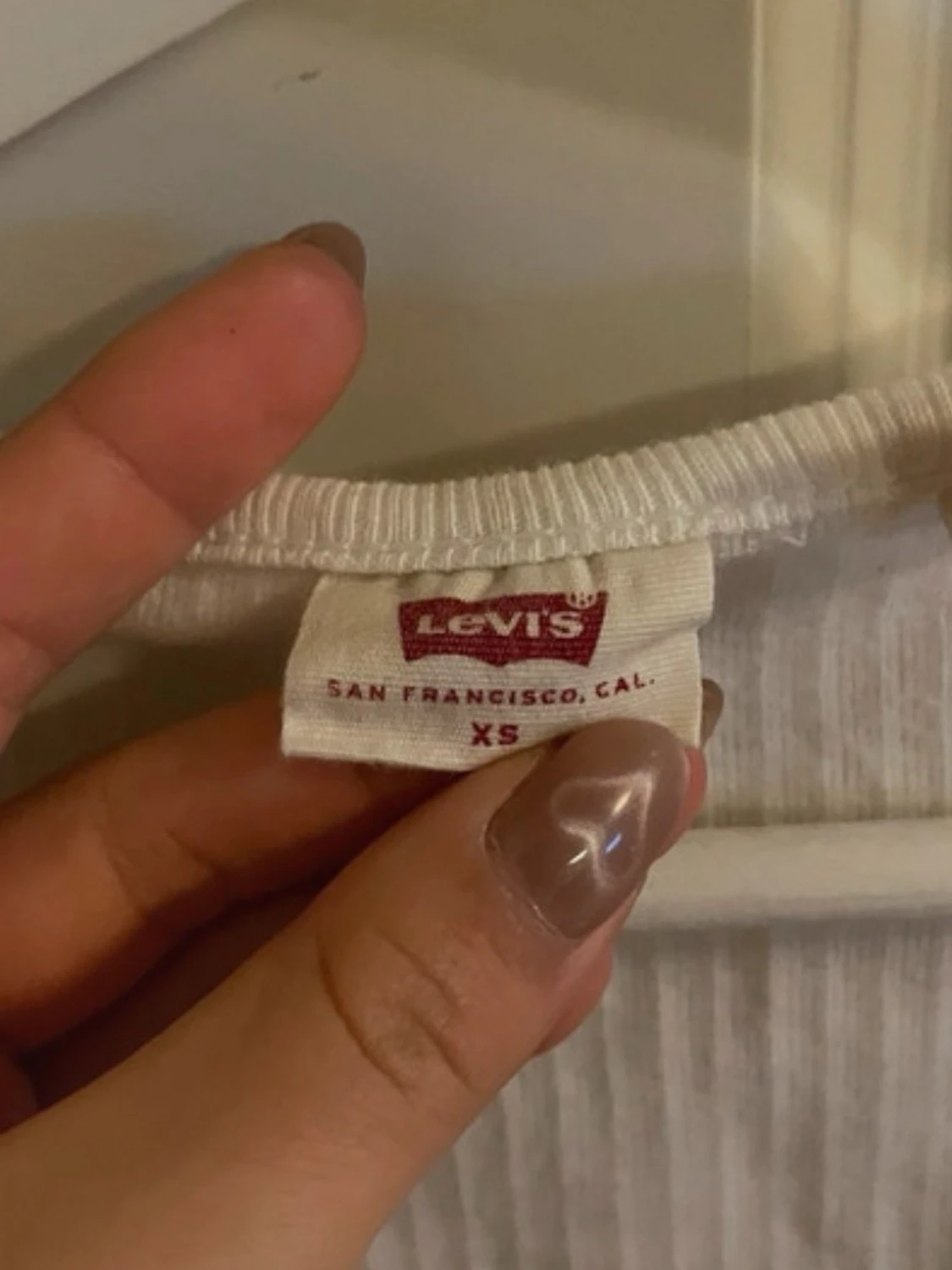 Vit ribbad topp från Levi's - 1