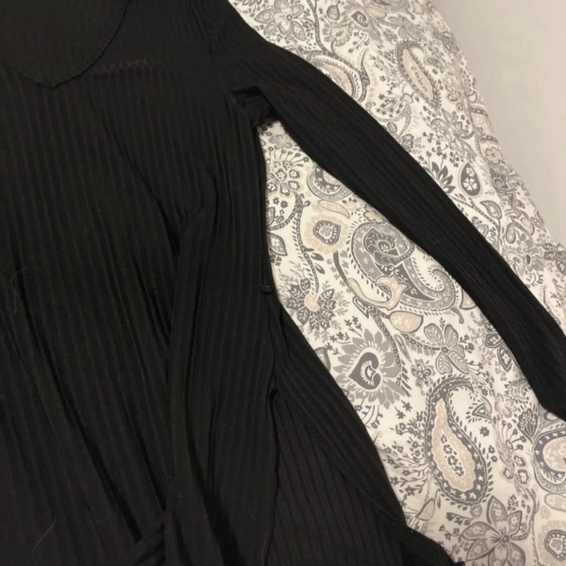 Svart ribbad långärmad topp Boohoo - 1