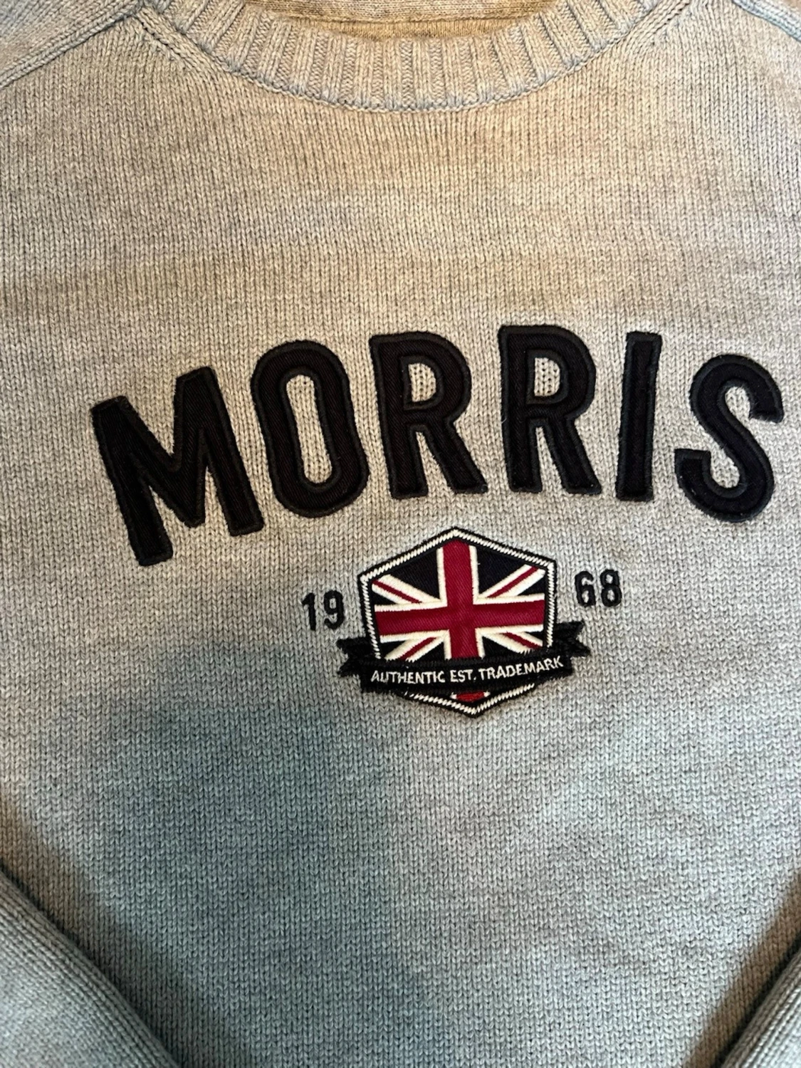 Grå stickad Morris sweater - 1