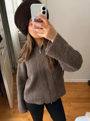 Brun kofta - Använd tre gånger. 