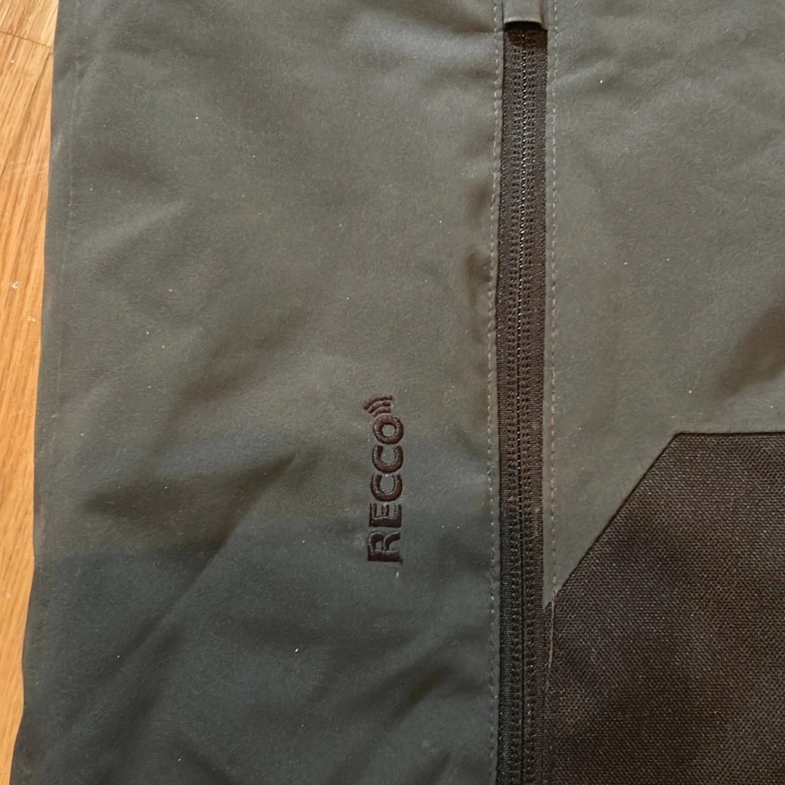 Mörkgrå skidbyxor från Peak Performance - 93