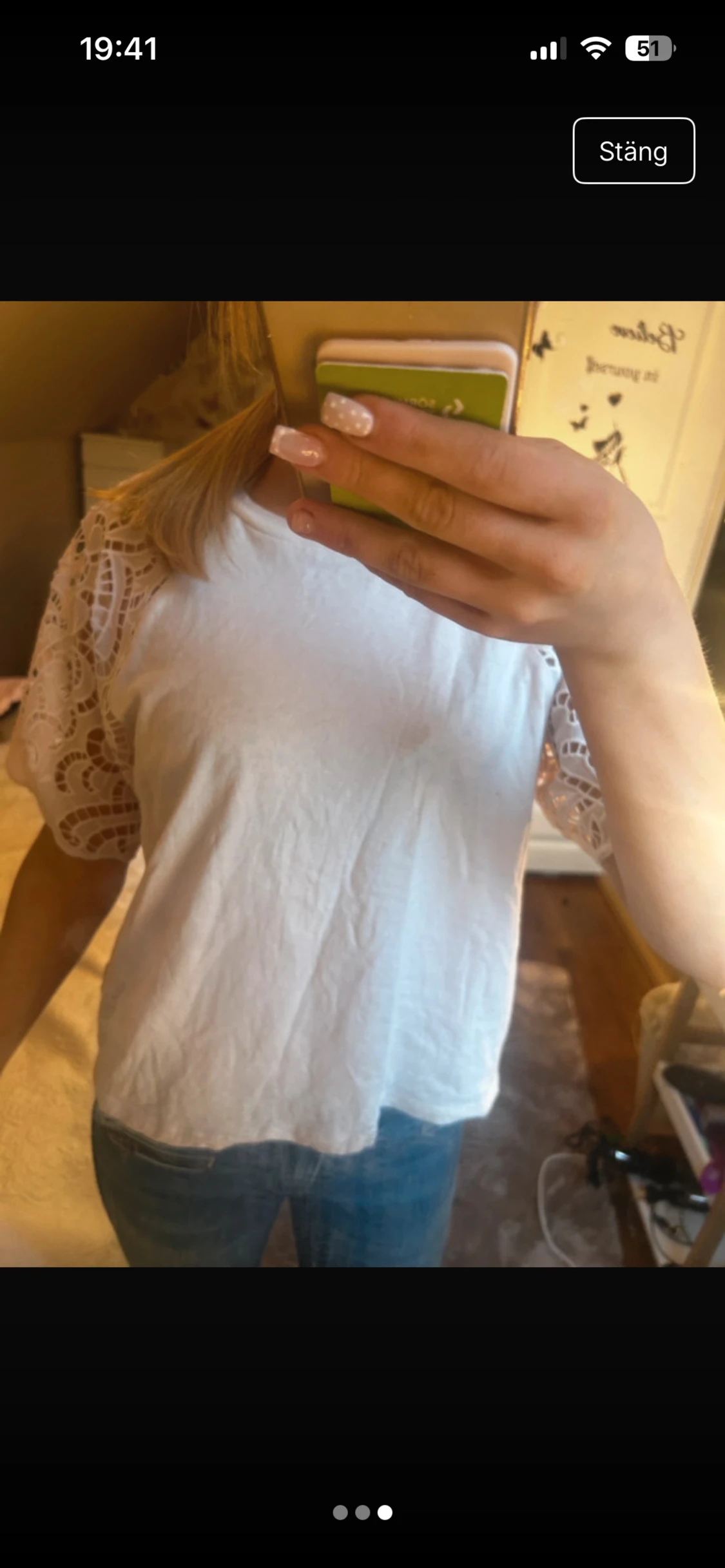 Vit blus med spetsärmar från LOW VISION - 2