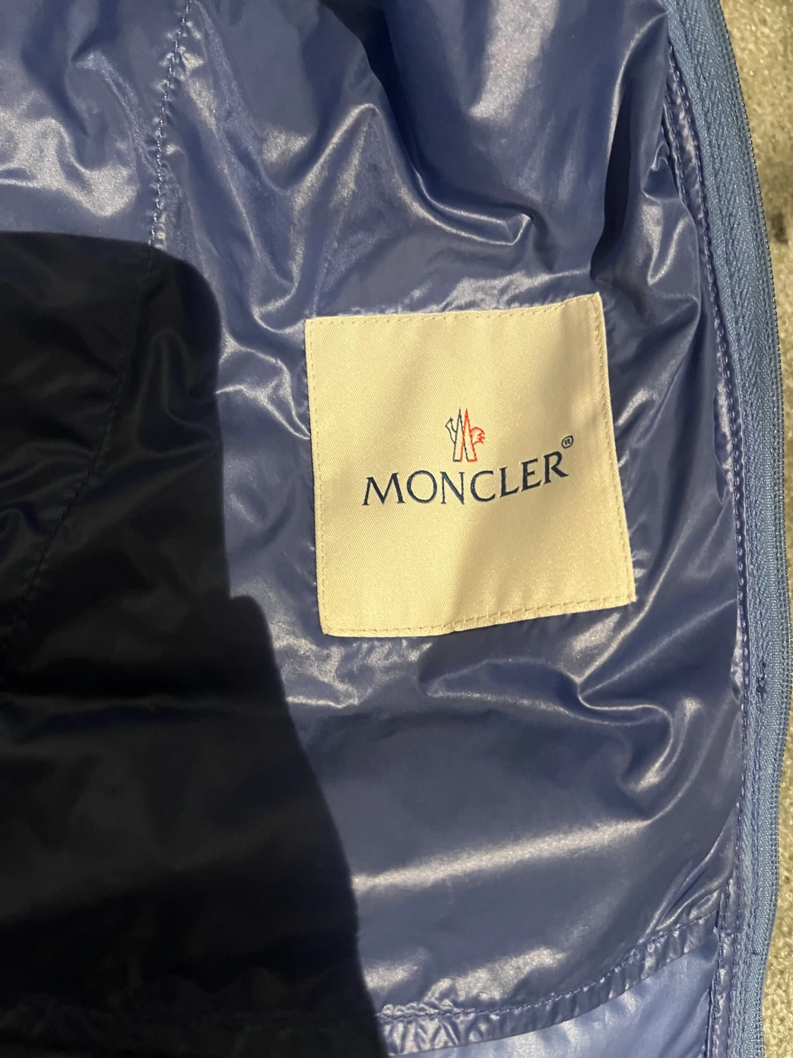 Moncler väst  - 1