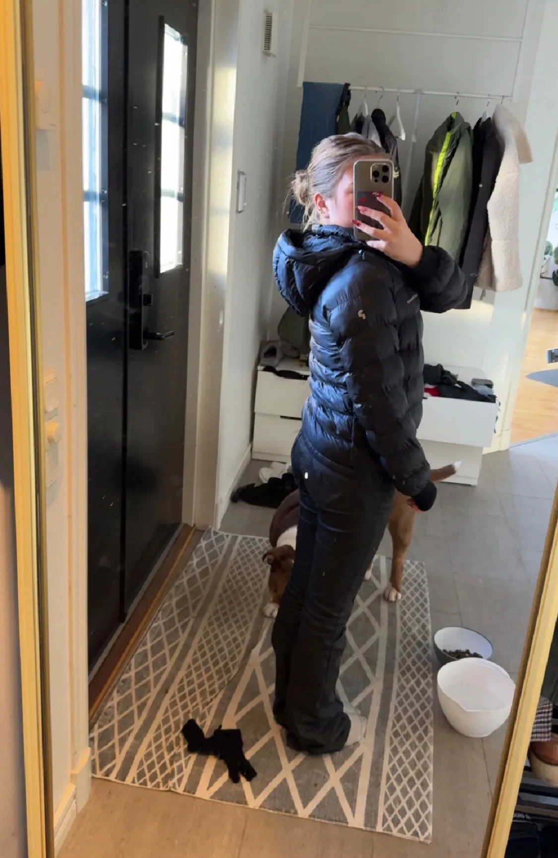 Svart pufferjacka från Peak Performance - 1