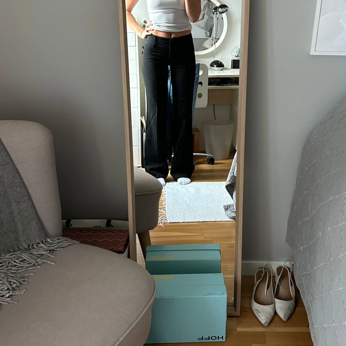 Svarta kostymbyxor från Zara XS