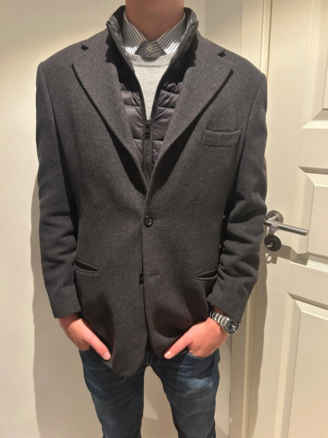 Mörkgrå rock från CP Collection