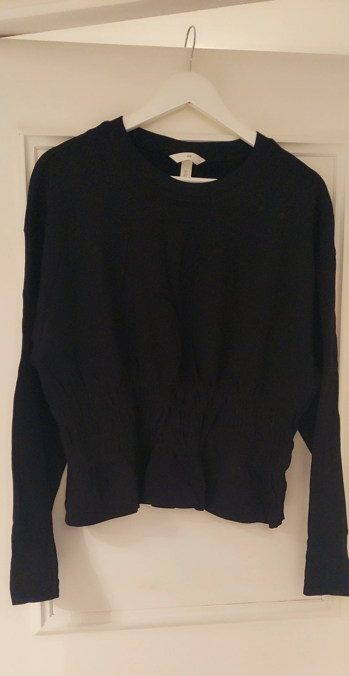 Svart croppad tröja från H&M