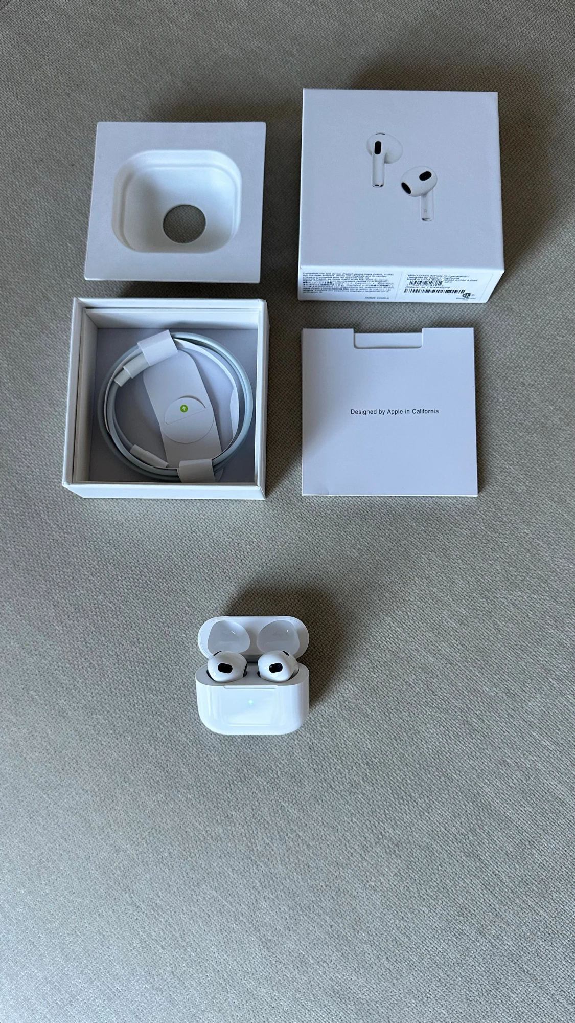 Apple AirPods 3 - 3