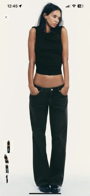  low waist jeans med wide fit - Low waist jeans med wide fit, endast testade då de var för små men glömde bort att skicka tillbaka🤗