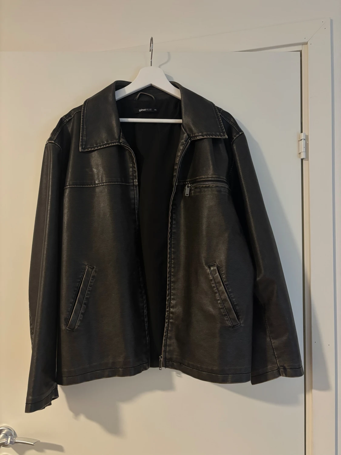 Oversized svart/brun skinnjacka Gina Tricot - 1