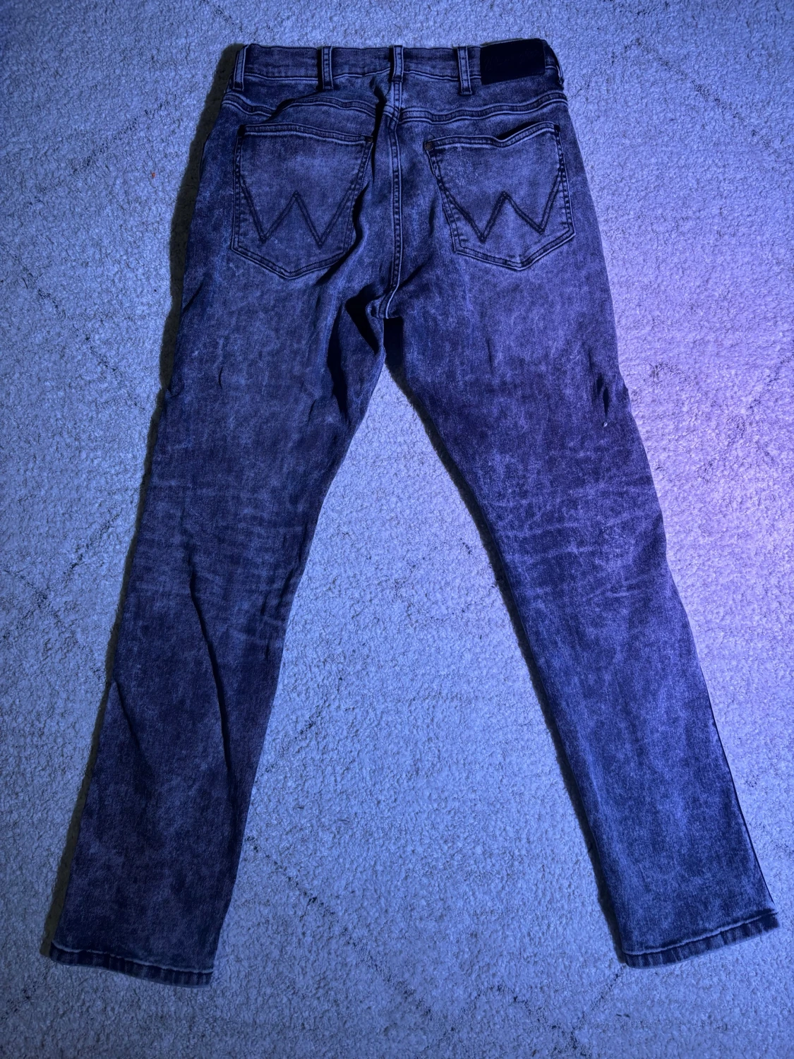 Wrangler svarta jeans W32 L32 - 2