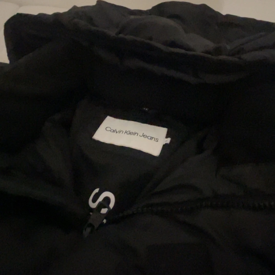 Svart pufferjacka från Calvin Klein Jeans - 2