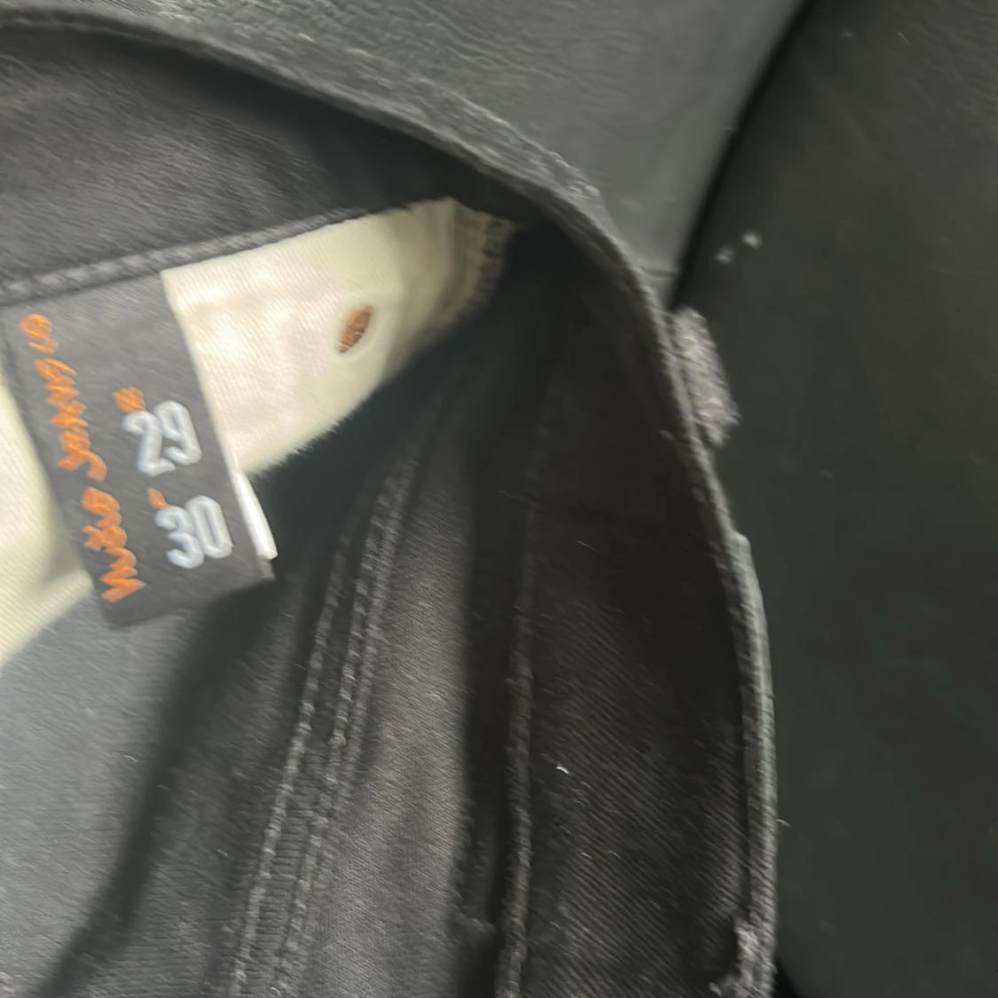 Svarta nudie jeans slim fit - 3