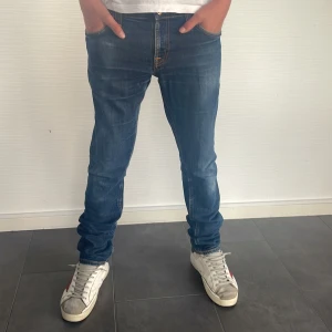Nudie jeans Long John 31/32 - Nudie jeans Long John | pris:499kr|Storlek:W31 L32| skick:9,8/10| Hör av dig vid vid minsta lilla fundering eller fråga|
