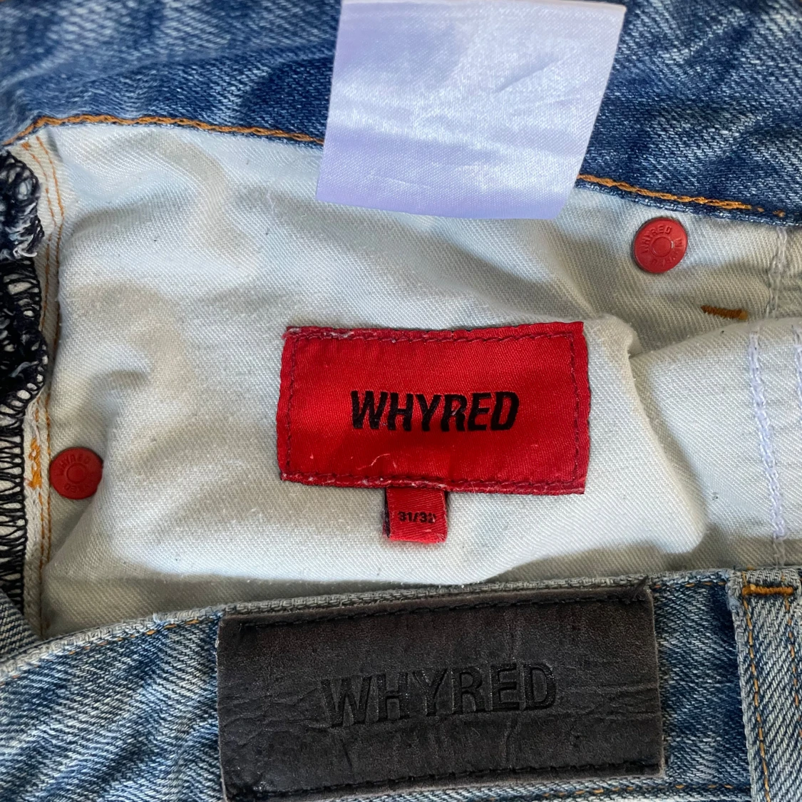Blå jeans från Whyred, rak modell - 2