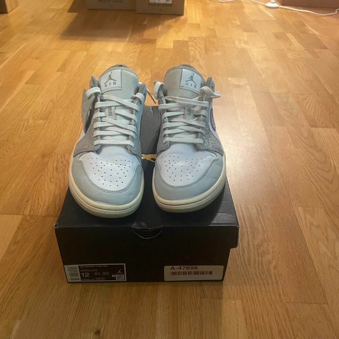 Nike Air Jordan 1 Low  grå/vit - 1