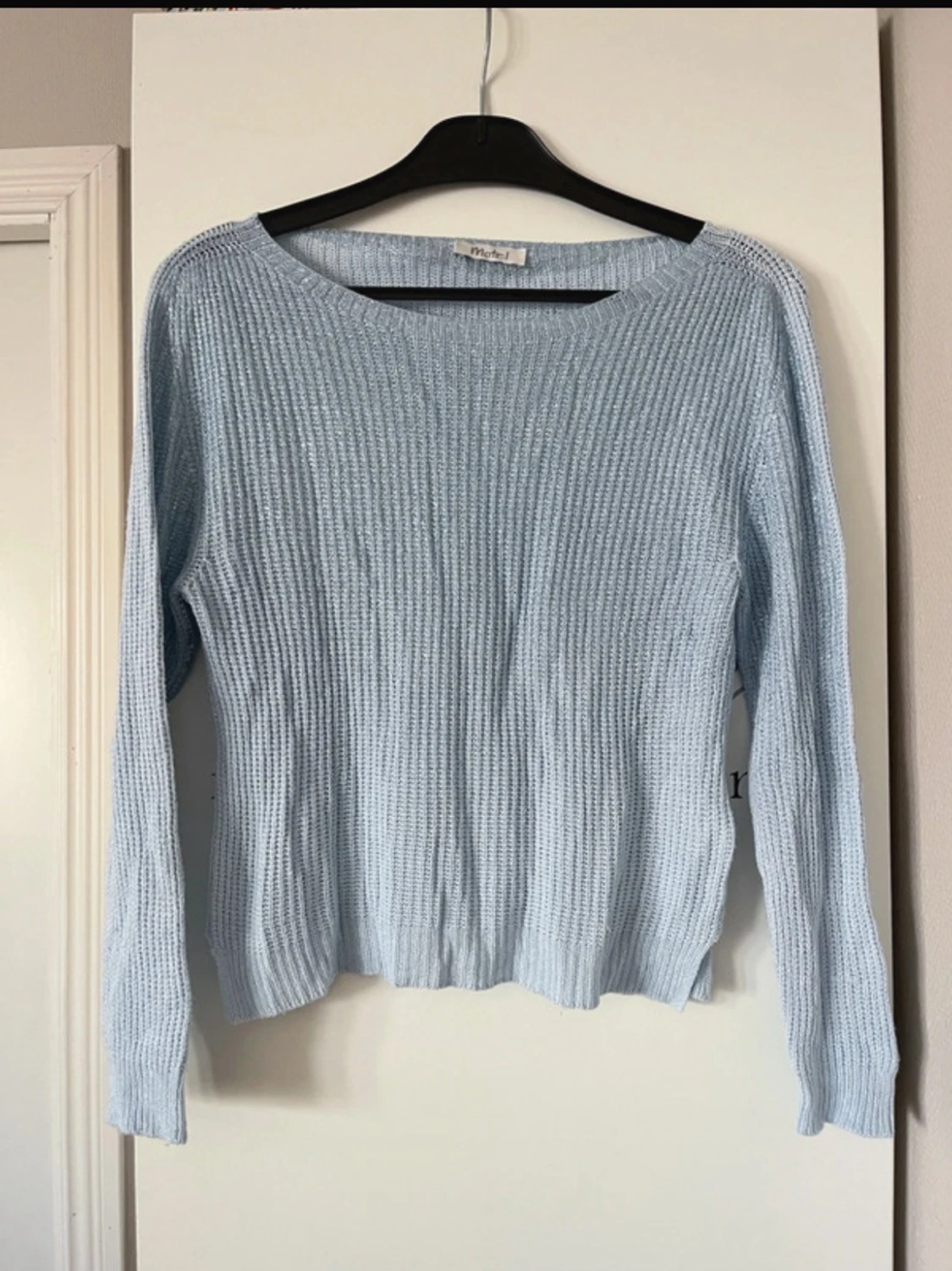 Ljusblå stickad tröja  - 1