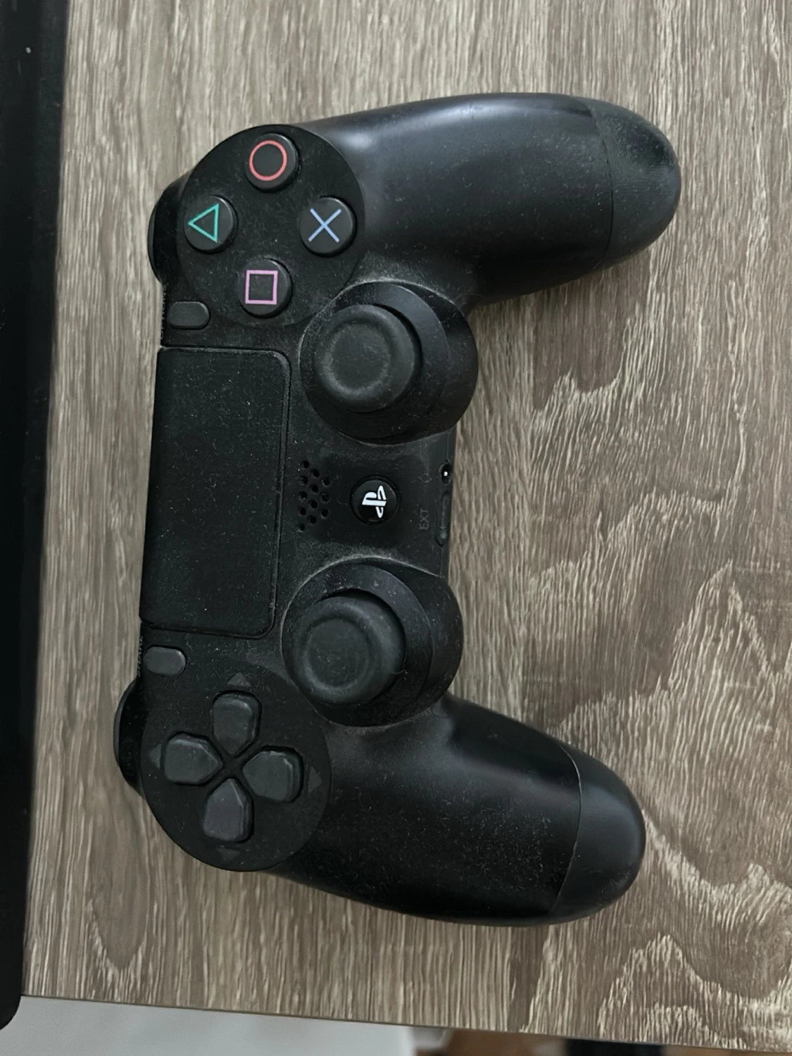 PlayStation 4 Slim med handkontroll - 1