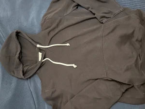 Pier one svart  - Svart Pier one för 100 är i bra skick, har bara använt den typ 7 gånger 