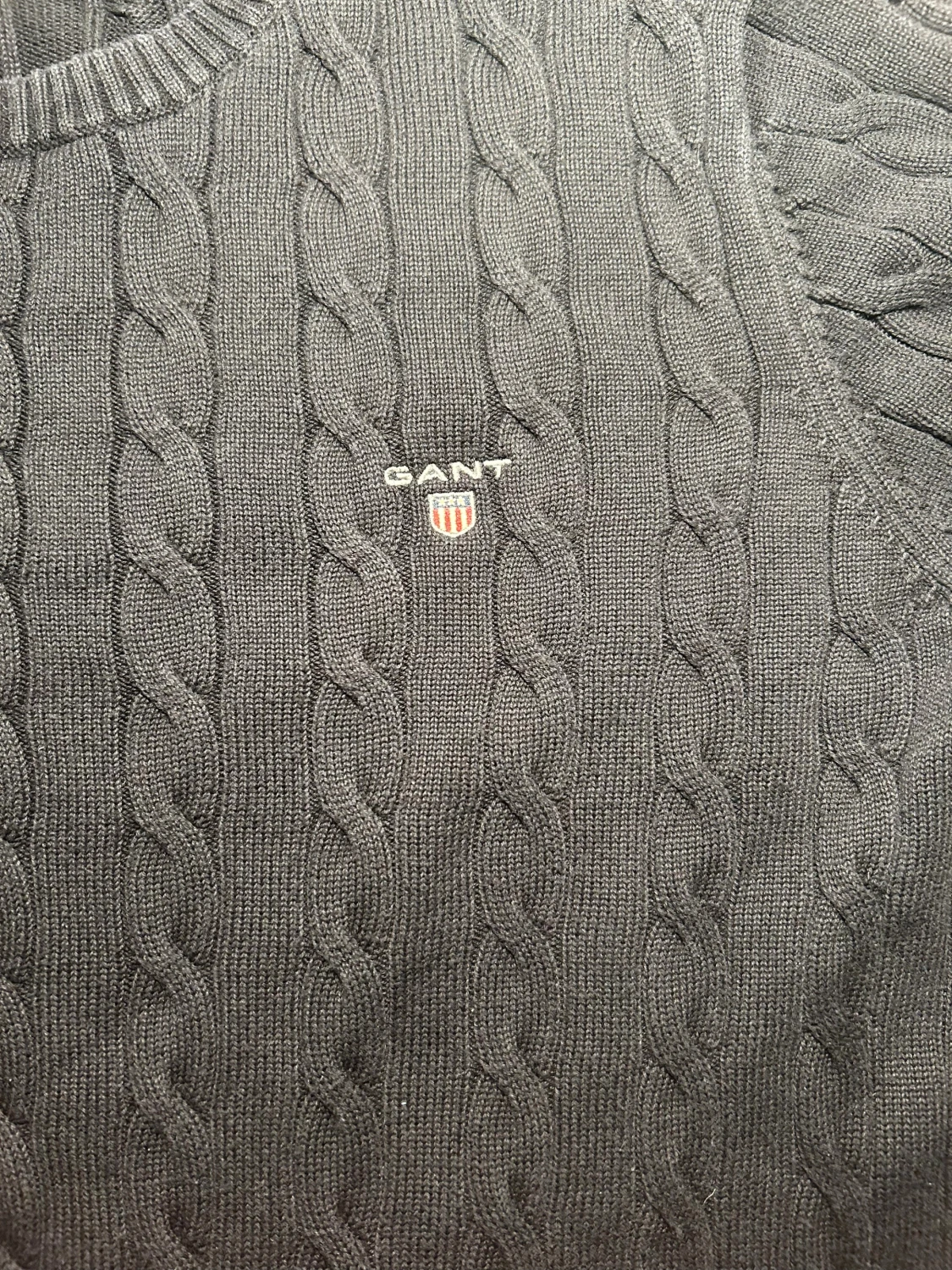 Svart kabelstickad tröja från GANT - 1