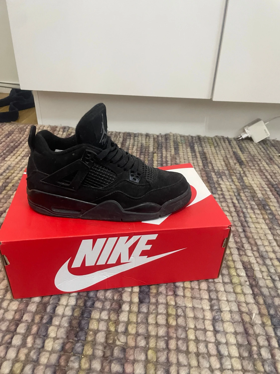 Nike Air Jordan 4 Retro Black Cat - 2