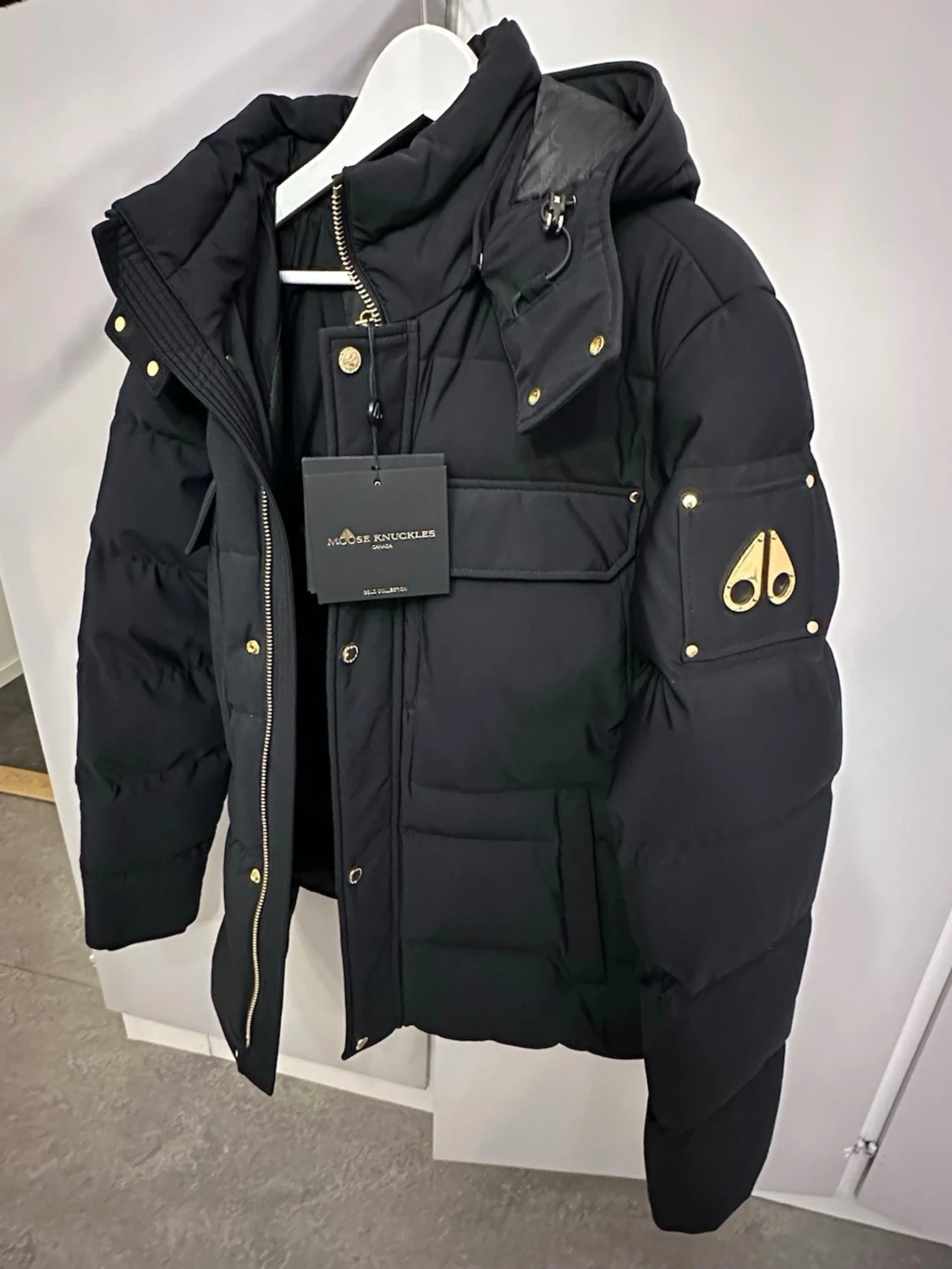 Svart dunjacka Moose Knuckles L - 4