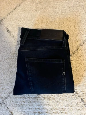 Replay anbass - Replay anbass i storlek W29 L32