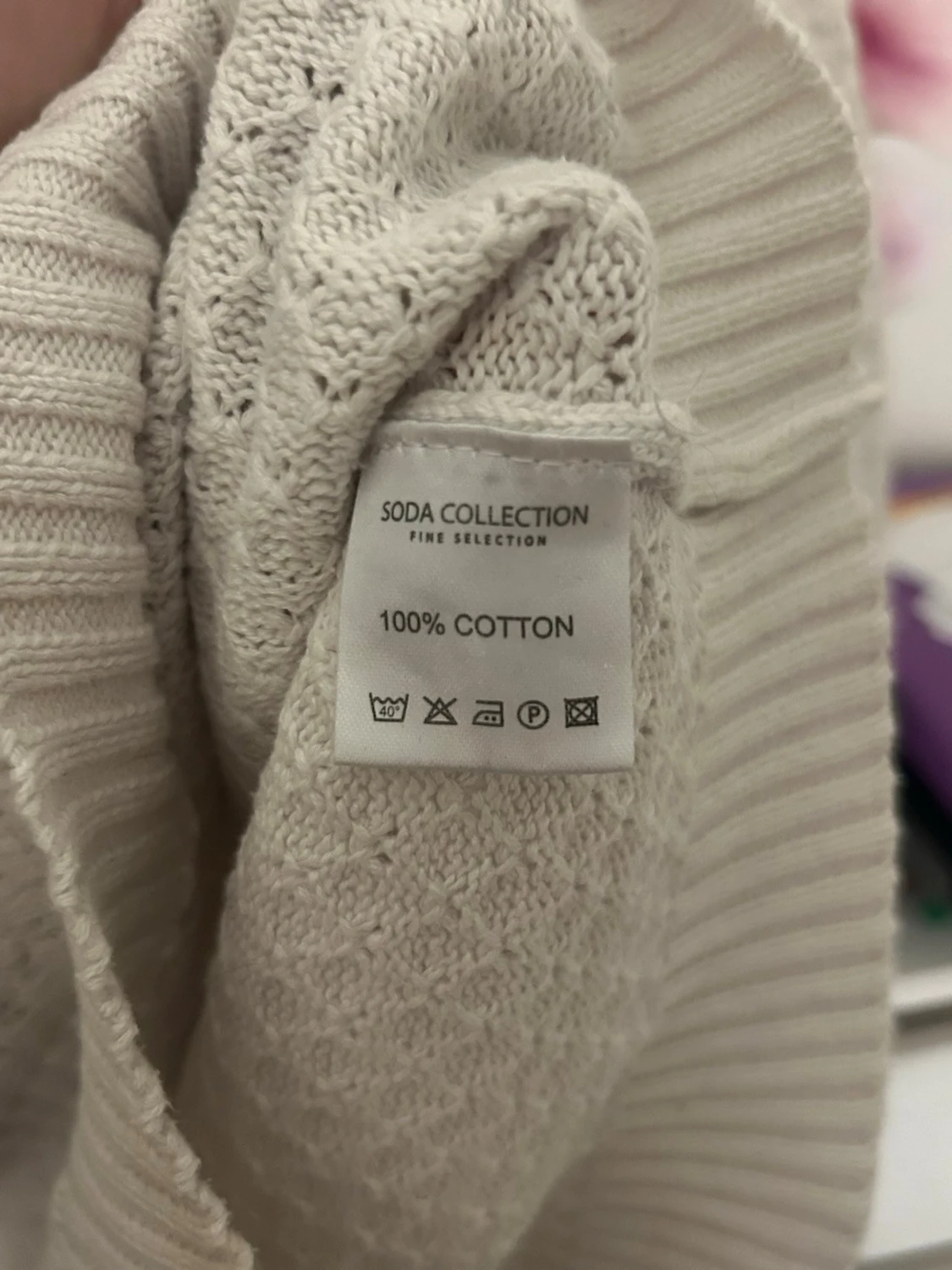 Vit stickad tröja från Soda Collection - 3