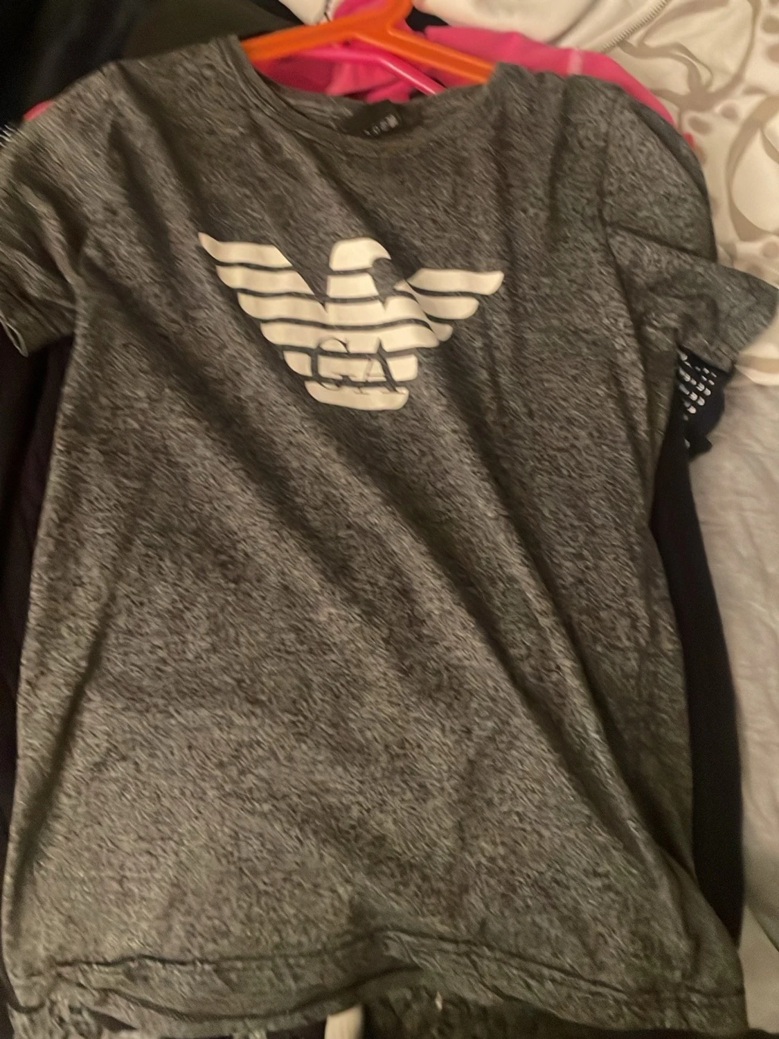 Grå t-shirt från Emporio Armani