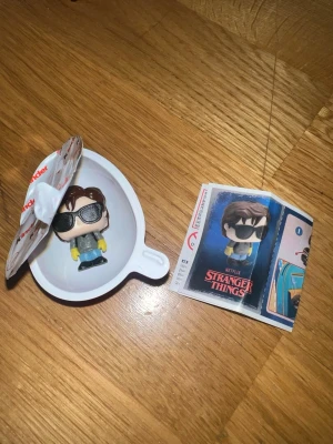 Steve Harrington Kinder Joy Funko Pop collection - Steve harringtion mini funko pop från Stranger Things i Kinder Joy Collection limited edition.