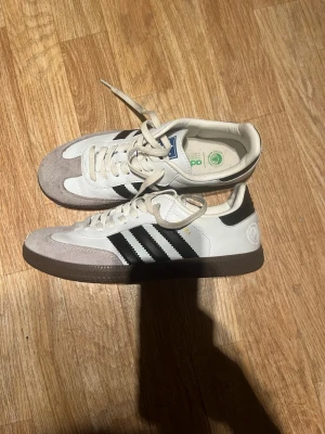 Adidas Samba skor 39 - Storlek 39!