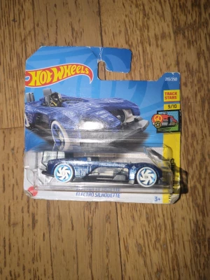 Hot Wheels - Hot Wheels-leksaksbil i förpackning