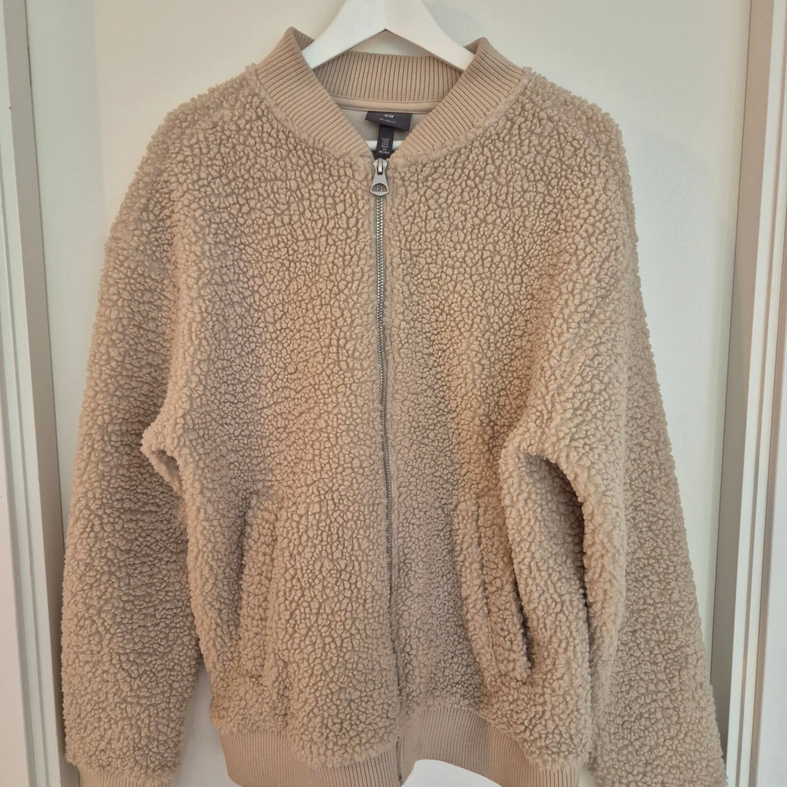 Beige teddyjacka från H&M, M