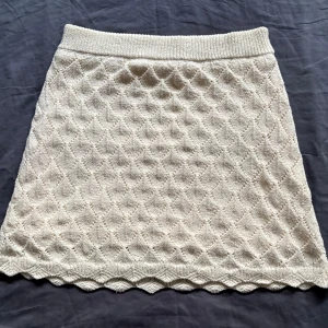 Crochetkjol  - Crochetkjol från Gina, använt en gång så den är o mycket bra skick❣️