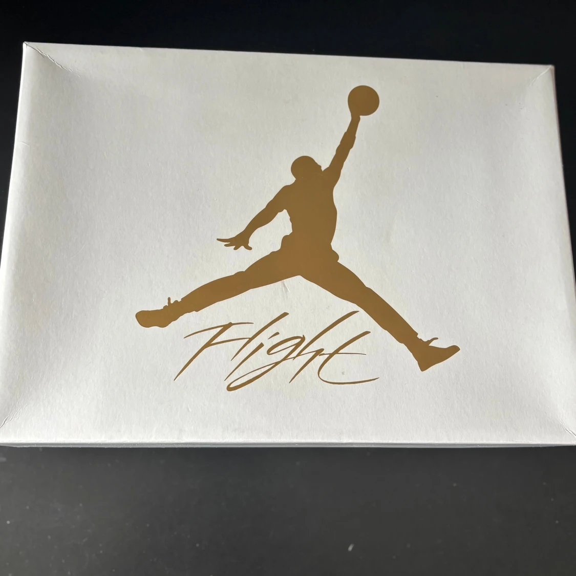 Jordan 4 metallic gold - 3