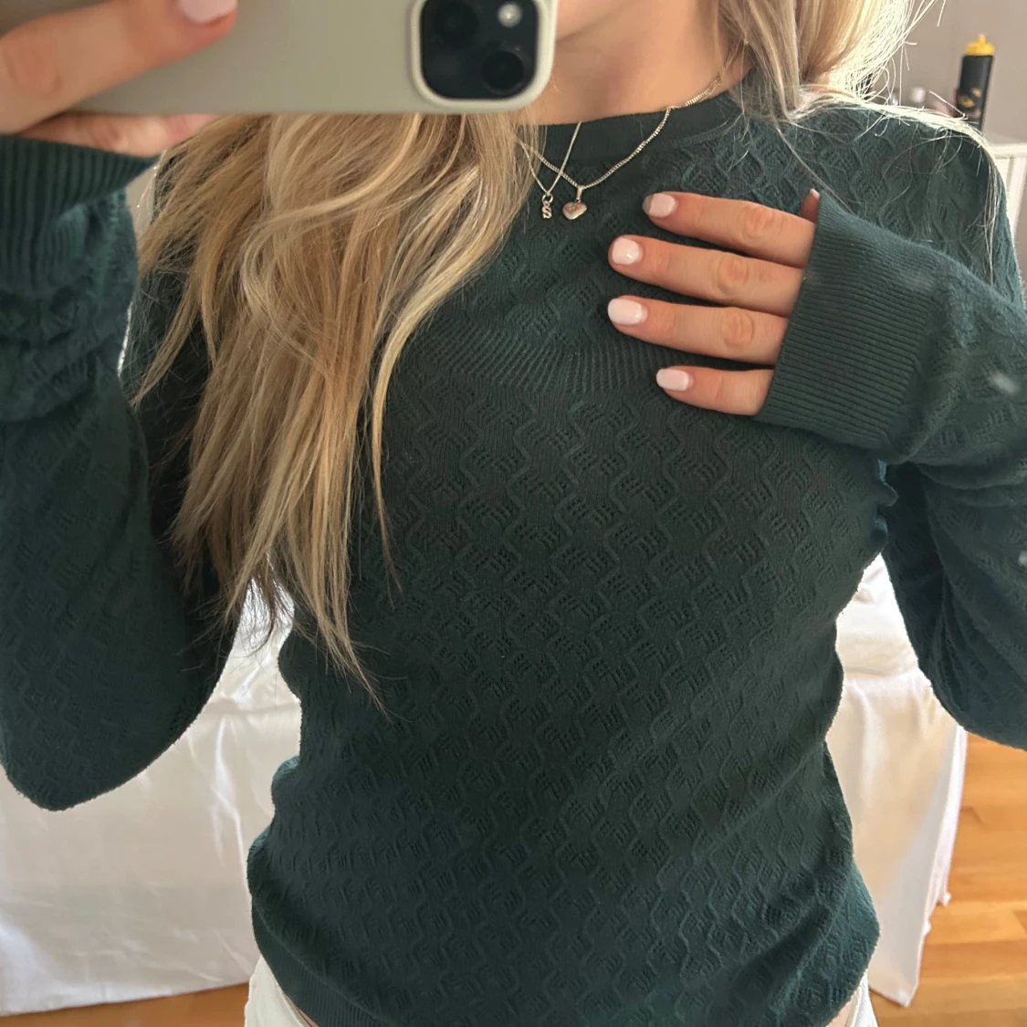 Grön topp med mönster