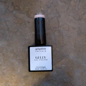 Gel polish/gellack kräver uv-ledlampa - Ny. Gel polish factory - my milkshakes. 