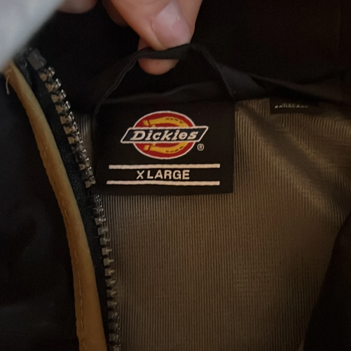 Svart vindjacka från Dickies XL - 3