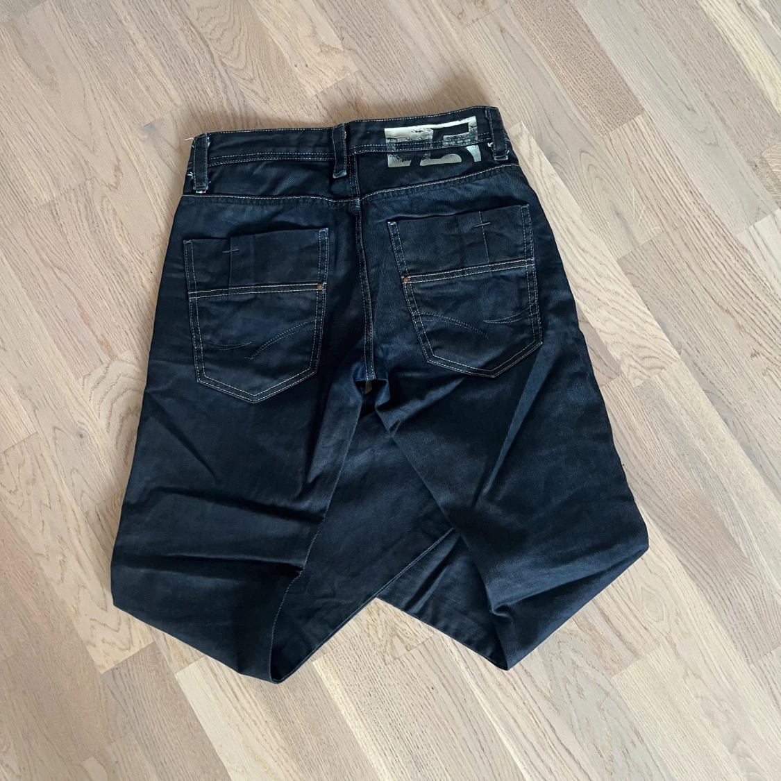 Svarta jeans från Jack & Jones - 2