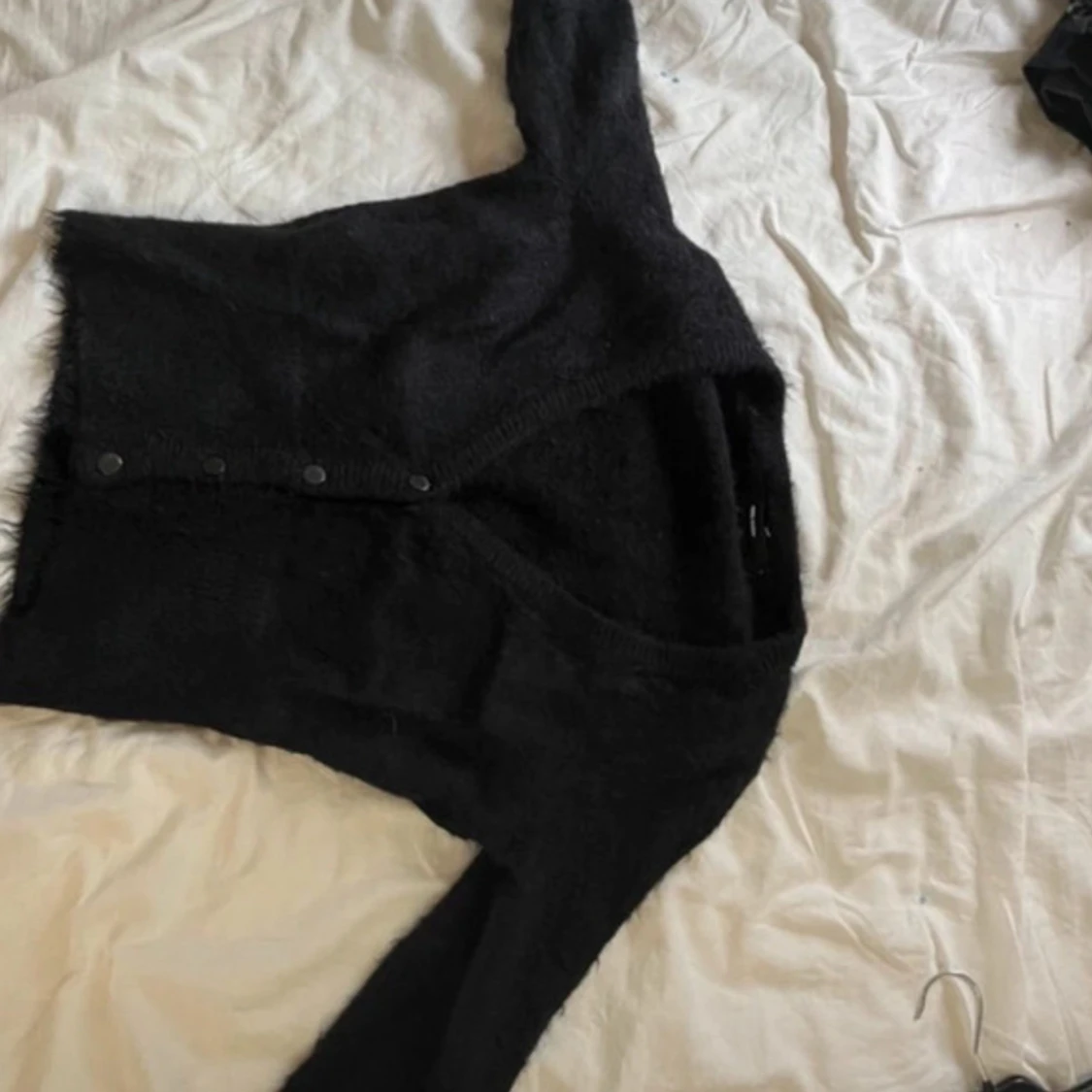 Svart fluffig kofta från Vero Moda - 1