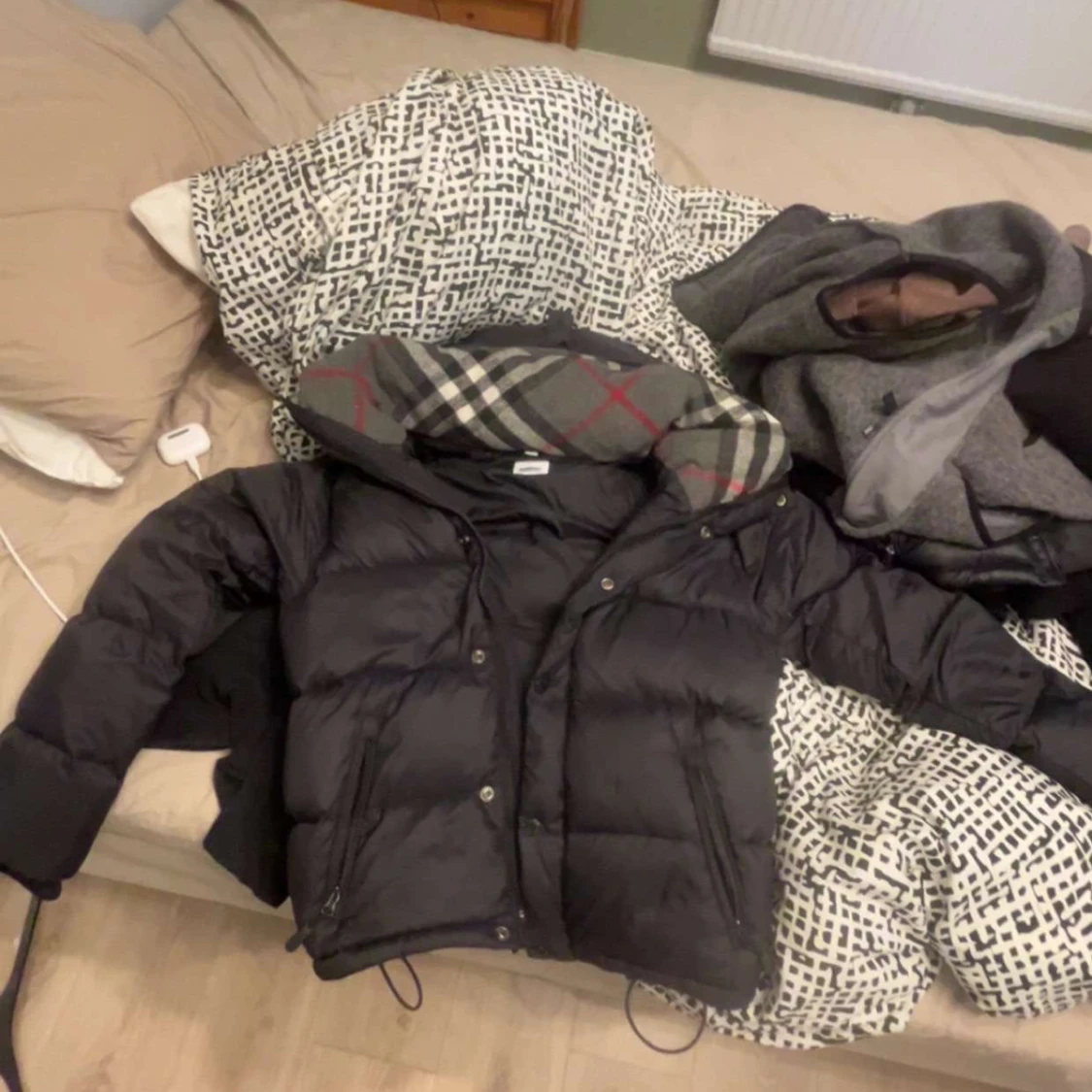 Svart pufferjacka från Burberry