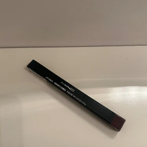 Läppenna - Mac läppenna