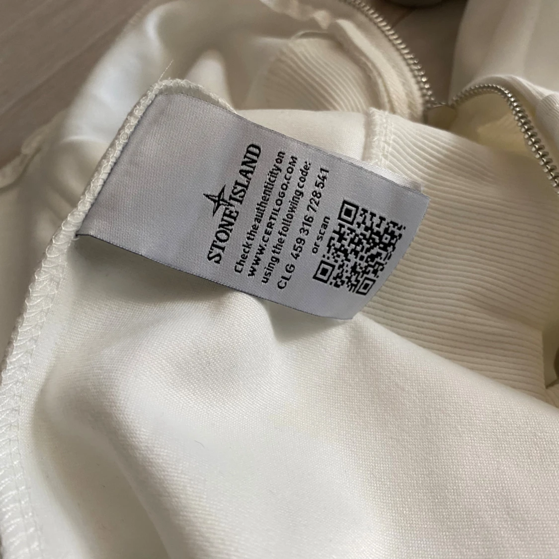 Vit hoodie från Stone Island - 3