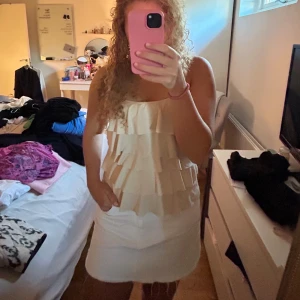 Volangtopp från missay  - Superfin topp från by Swan Paris köpt från missay