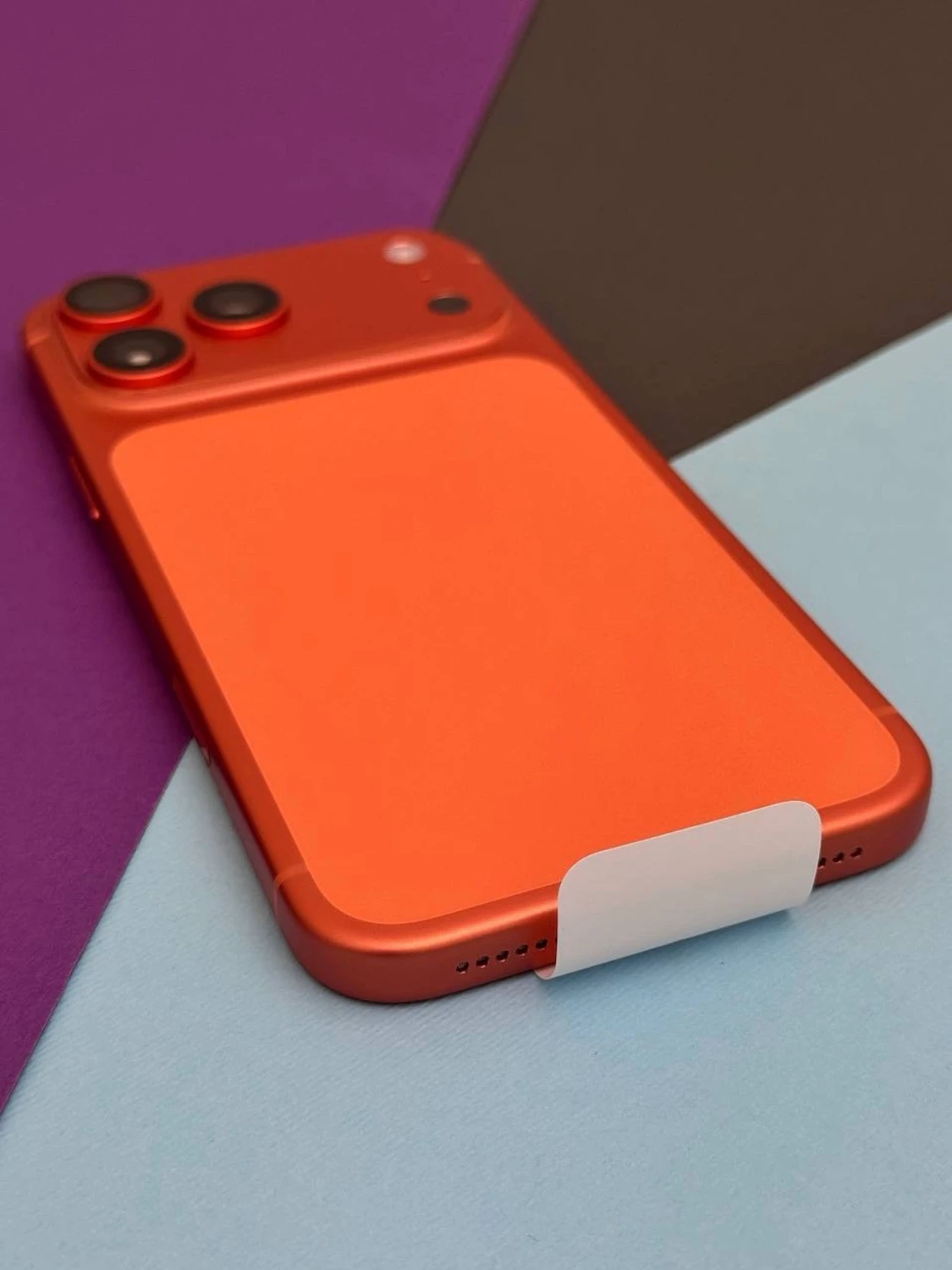 Orange iPhone 17 pro max  - 4